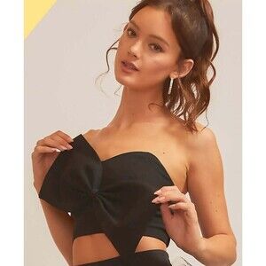 Mainstrip Kylie Bow Front Strapless Crop Top